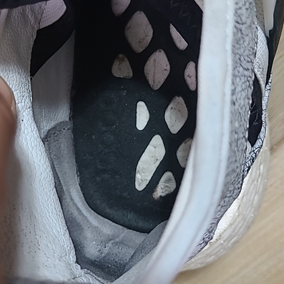 Y3 Boost Light Running Shoes Size 8.5 - Picture 8 of 12